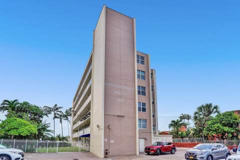 101 N Birch Road #102, Fort Lauderdale FL - photo 22 of 22