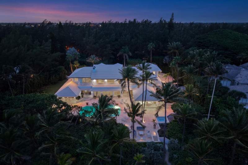 6 bedroom Single Family Residence at 2999 N Ocean Boulevard, Gulfstream Ocean Trs, Gulf Stream — photo 5