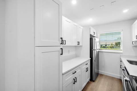 165 South Boulevard #B, Boynton Beach FL - photo 10 of 29