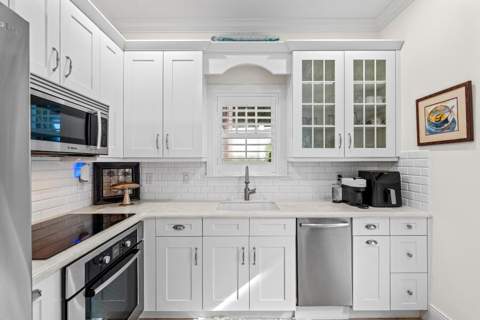 2225 S Ocean Boulevard #2, Delray Beach FL - photo 9 of 19