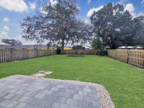 2603 Avenue, Fort Pierce FL - photo 11 of 13