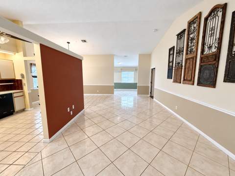 5253 Crystal Anne Drive, West Palm Beach FL - photo 6 of 70