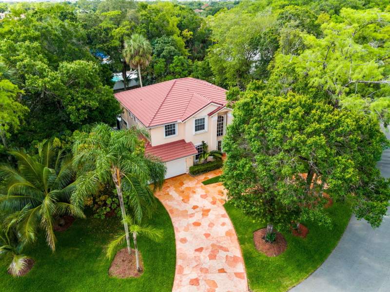 4 bedroom Single Family Residence at 5304 NW 66th Avenue, Boulevard Forest, Lauderhill — photo 4