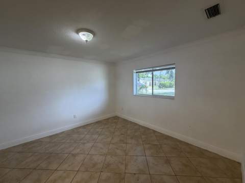 5900 SW 26th Street, West Park FL - photo 10 of 12