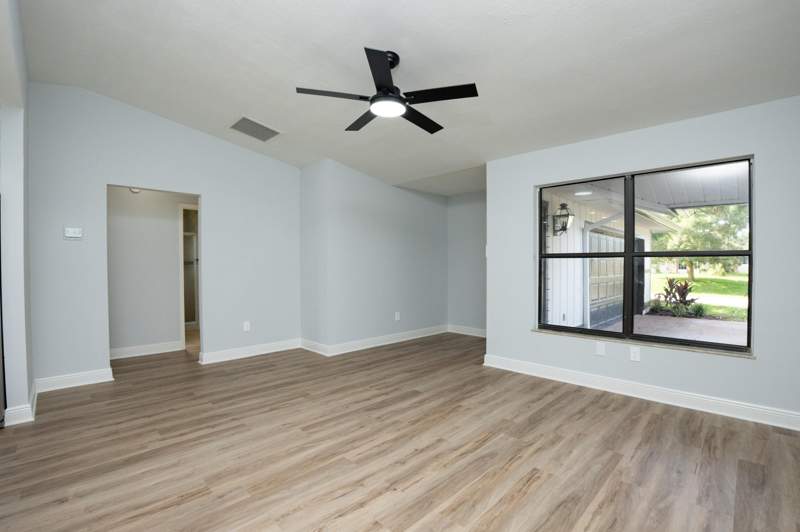 3 bedroom Single Family Residence at 1855 SW Bradway Lane, Port St Lucie Section 11, Port St. Lucie — photo 2