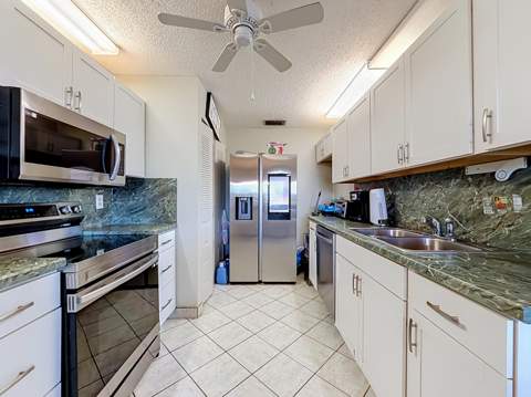 3440 Rossi Court, West Palm Beach FL - photo 14 of 38
