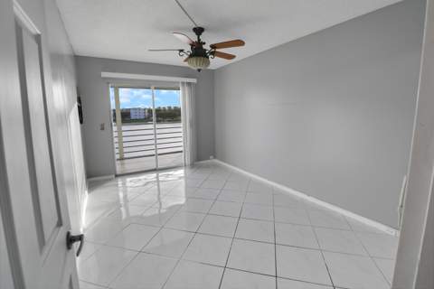 3061 Exeter D, Boca Raton FL - photo 13 of 21