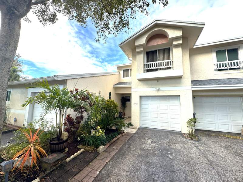 3 bedroom Townhouse at 1997 Discovery Circle #1997, Discovery Pointe, Deerfield Beach — photo 2
