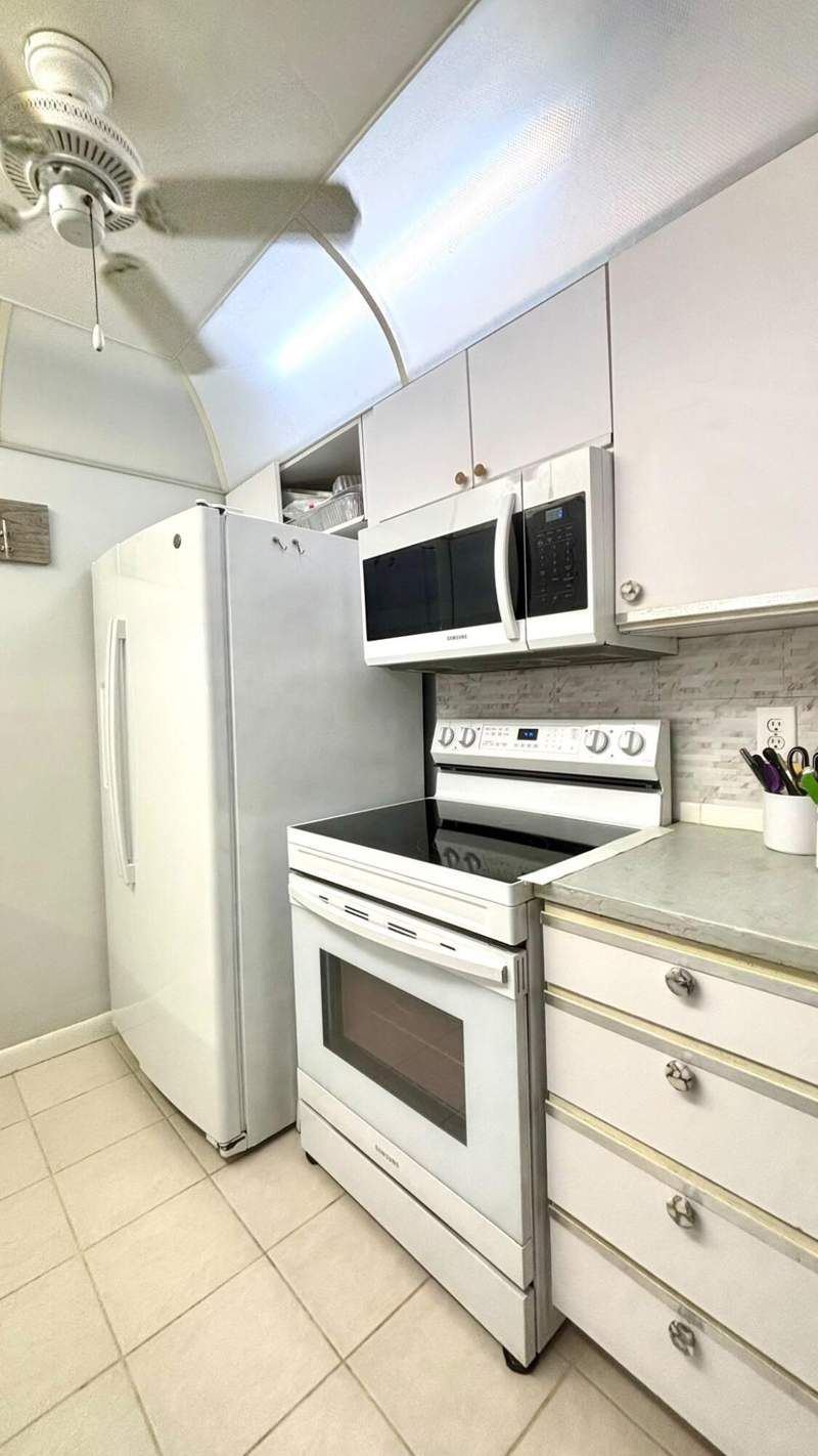1 bedroom Condominium at 2 Newport A Drive #2, Newport A Condo, Deerfield Beach — photo 3