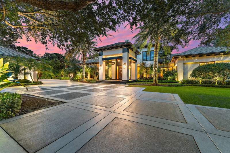 5 bedroom Single Family Residence at 211 Bears Club Drive, Bears Club, Jupiter — photo 3
