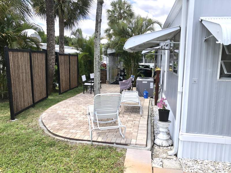 2 bedroom Mobile Home at 610 Frangipani Lane, Pine Tree Park Co-Op, Deerfield Beach — photo 4