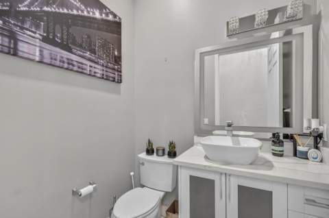 7082 Aliso Avenue, West Palm Beach FL - photo 15 of 49