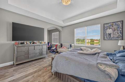 7082 Aliso Avenue, West Palm Beach FL - photo 19 of 49