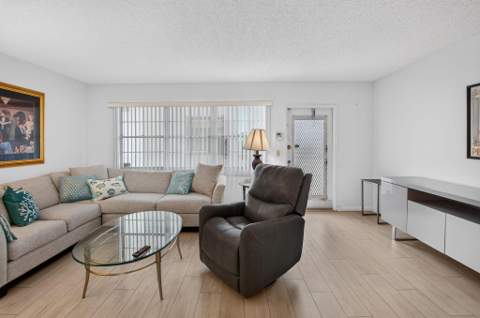 4071 Cornwall D, Boca Raton FL - photo 8 of 86