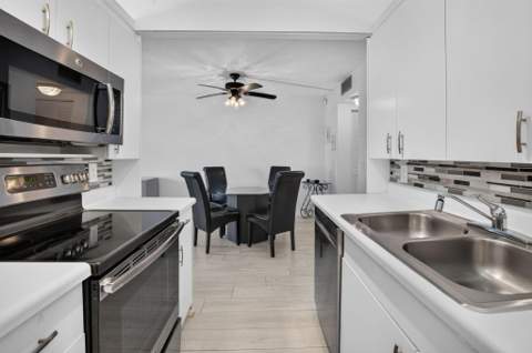 4071 Cornwall D, Boca Raton FL - photo 17 of 86