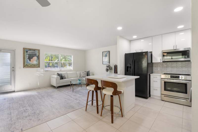 1 bedroom Condominium at 27 Waterford B, Kings Point Waterford Condos, Delray Beach — photo 3