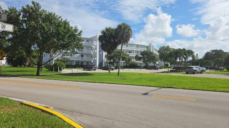 2 bedroom Condominium at 1004 Newport G #1004, Newport G Condo, Deerfield Beach — photo 4