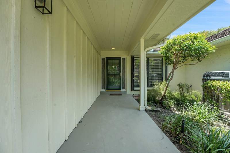 2 bedroom Villa at 11457 Sandy Oaks Court, Twelve Oaks Condo, North Palm Beach — photo 5