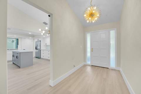 11457 Sandy Oaks Court, North Palm Beach FL - photo 6 of 35
