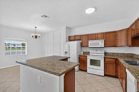 4102 Emerald Vista #4102, Lake Worth FL - photo 8 of 41