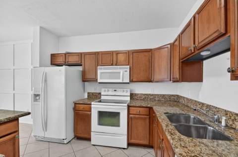 4102 Emerald Vista #4102, Lake Worth FL - photo 9 of 41