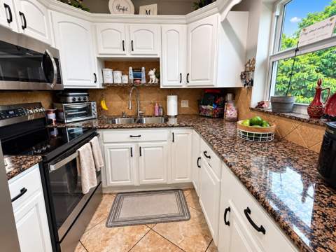 16 Sheffield A #16, West Palm Beach FL - photo 18 of 55