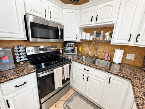 16 Sheffield A #16, West Palm Beach FL - photo 19 of 55