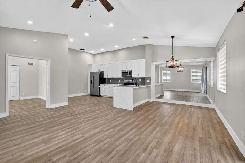 2 bedroom Townhouse at 851 NW 42nd Place, Laznicka Plat No 1, Deerfield Beach — photo 3