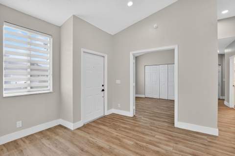 851 NW 42nd Place, Deerfield Beach FL - photo 12 of 34