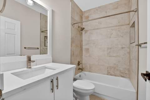 851 NW 42nd Place, Deerfield Beach FL - photo 18 of 34