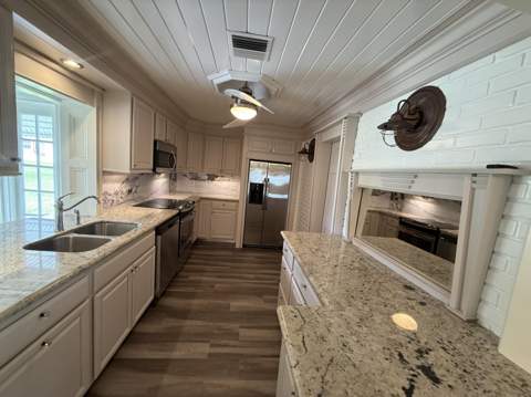 105 NW 8th Place, Boynton Beach FL - photo 7 of 53