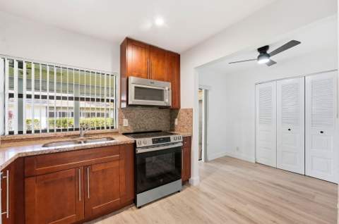 6120 Newstead Court, Greenacres FL - photo 9 of 19