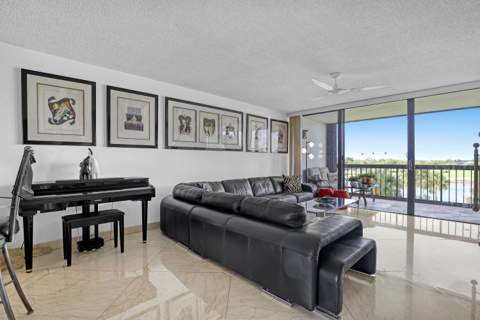 356 Golfview Road #403, North Palm Beach FL - photo 13 of 35