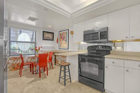 356 Golfview Road #403, North Palm Beach FL - photo 8 of 35