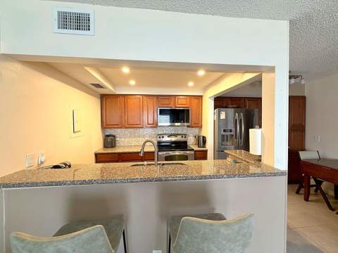 7069 Golf Colony Court #102, Lake Worth FL - photo 9 of 24