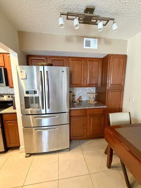 7069 Golf Colony Court #102, Lake Worth FL - photo 13 of 24