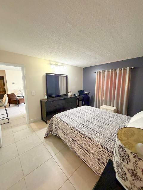 7069 Golf Colony Court #102, Lake Worth FL - photo 17 of 24