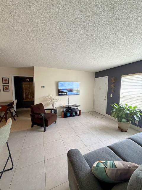 7069 Golf Colony Court #102, Lake Worth FL - photo 20 of 24