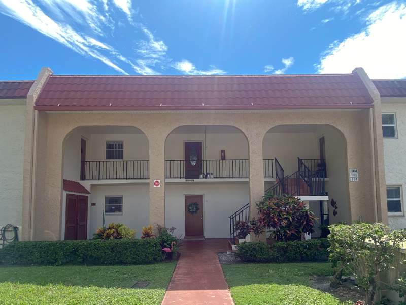 1 bedroom Condominium at 108 Lake Evelyn Drive, Golden Lakes, West Palm Beach — photo 2