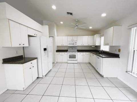 22875 Barrister Drive, Boca Raton FL - photo 12 of 31