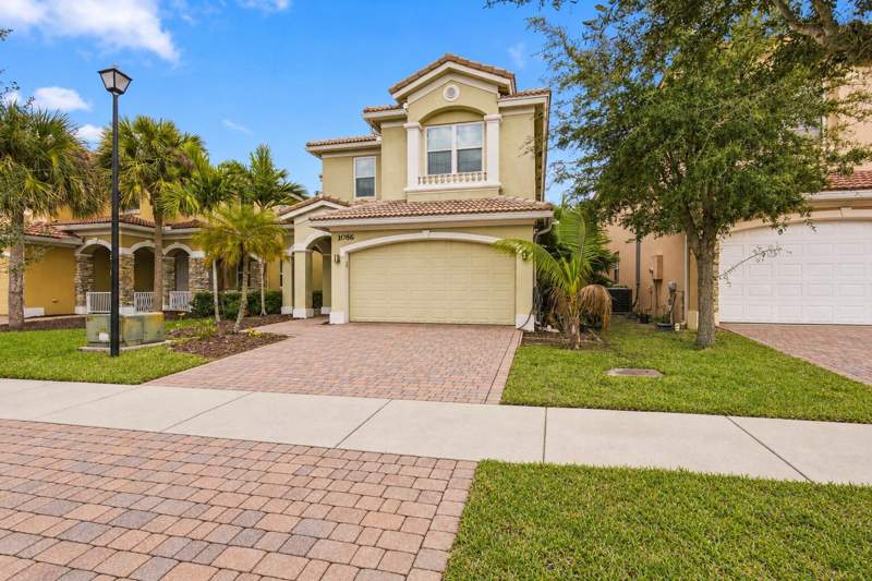 4 bedroom Single Family Residence at 1086 NW Leonardo Circle, Vizcaya Falls Plat 1, Port St. Lucie — photo 3