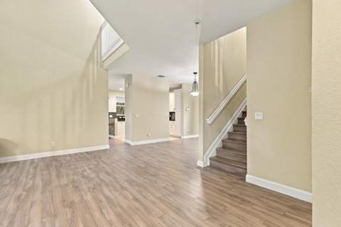 1086 NW Leonardo Circle, Port St. Lucie FL - photo 10 of 46