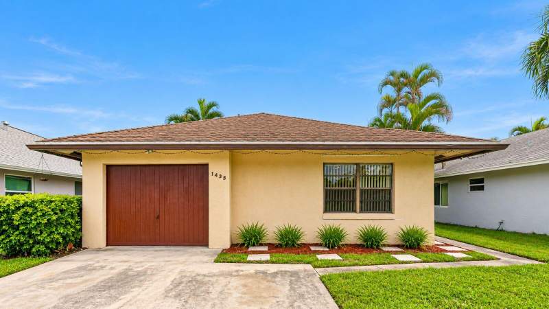 2 bedroom Single Family Residence at 1435 S Summit Run Circle, Summit Pines Unit 02, West Palm Beach — photo 3