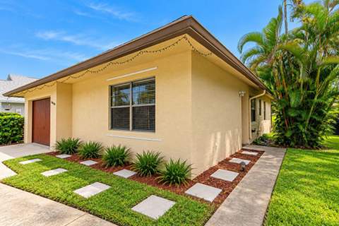 1435 S Summit Run Circle, West Palm Beach FL - photo 6 of 42