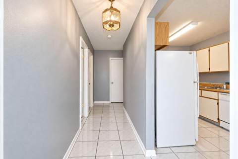 1435 S Summit Run Circle, West Palm Beach FL - photo 10 of 42
