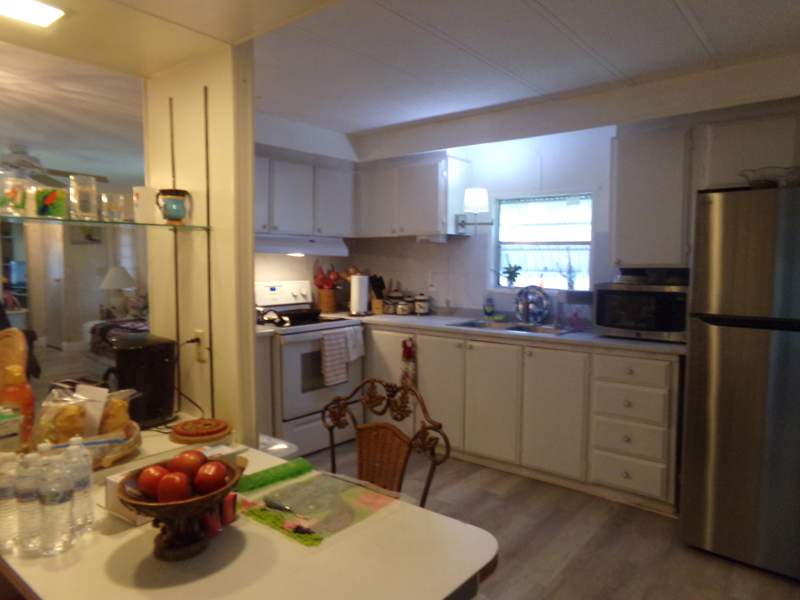 2 bedroom Manufactured Home at 17001 Grand Terre Bay Drive, Jamaica Bay Mobile Home Co Op, Boynton Beach — photo 4