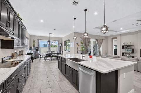 9228 Greenspire Lane, Lake Worth FL - photo 13 of 58