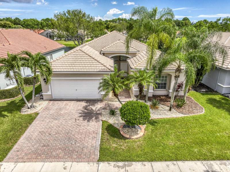 2 bedroom Single Family Residence at 8385 Grand Messina Circle, Siena Lakes at Venetian Isles, Boynton Beach — photo 3