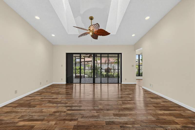 3 bedroom Single Family Residence at 835 Ivy Drive, Sugar Pond Manor Of Wellington, Wellington — photo 4