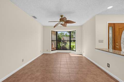 835 Ivy Drive, Wellington FL - photo 9 of 36